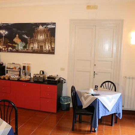 Bed and Breakfast L'elefante CTA Exterior foto