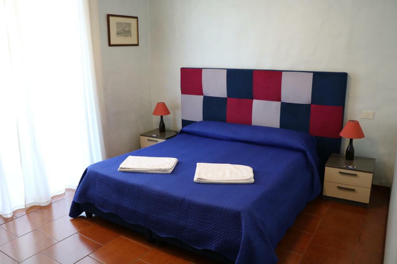 Bed and Breakfast L'elefante CTA Exterior foto